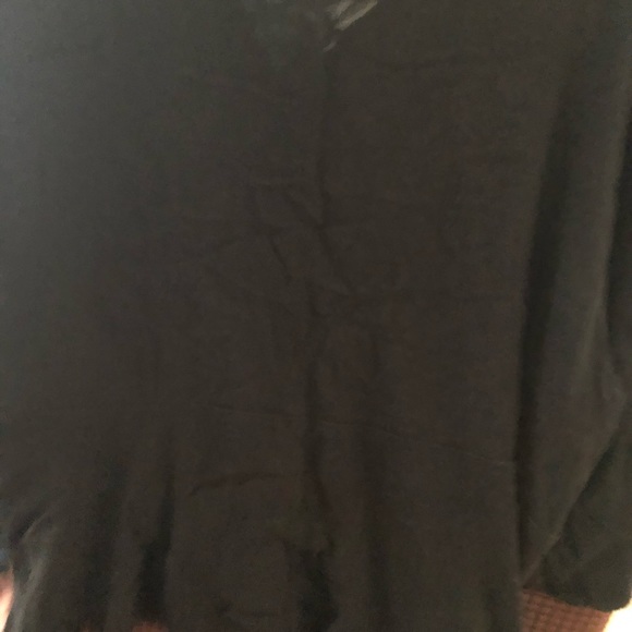 Flowy black tie up blouse! - Picture 3 of 4